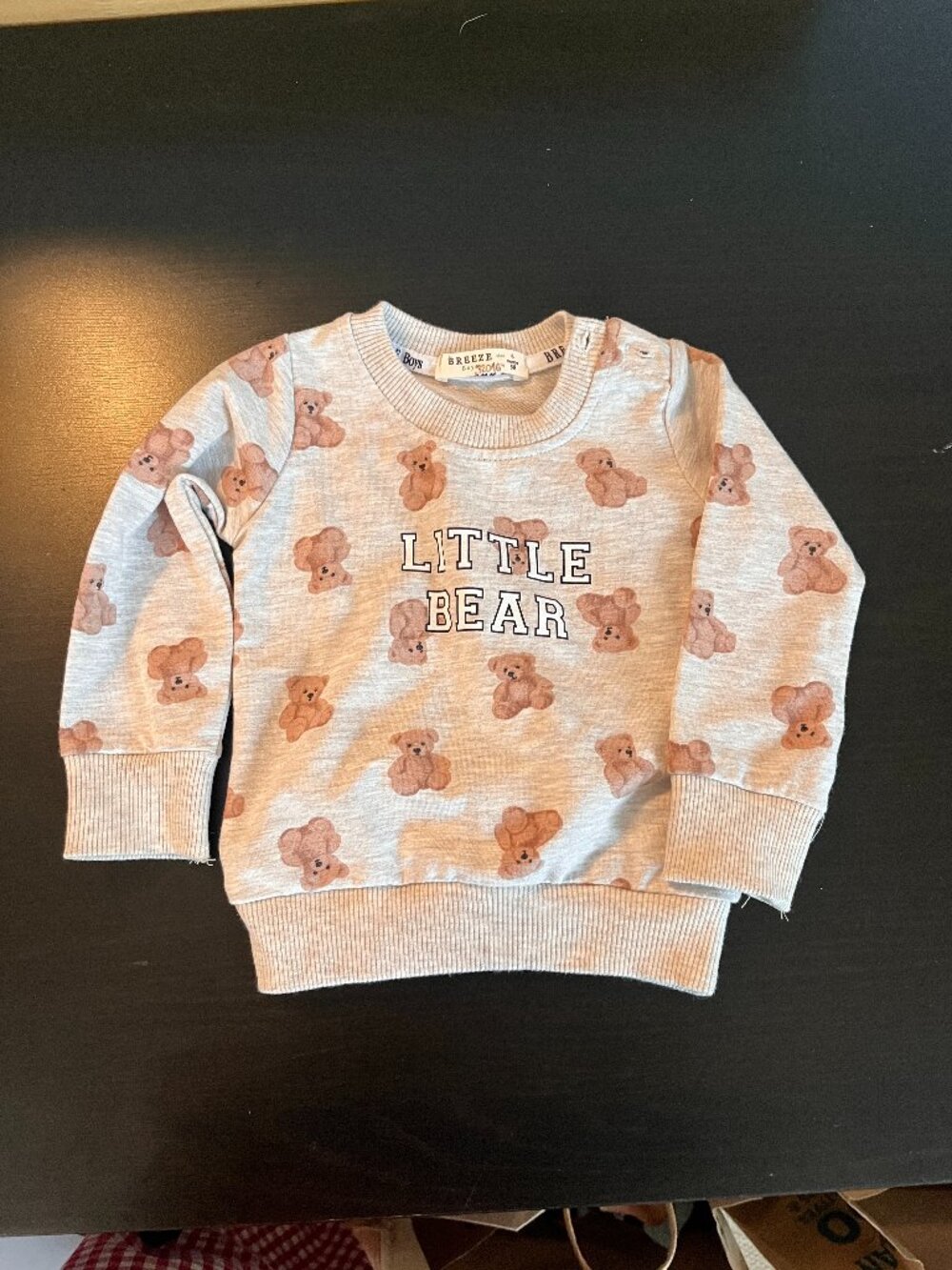 [$2 in a bundle] Breeze "Little Bear" baby sweater 6m